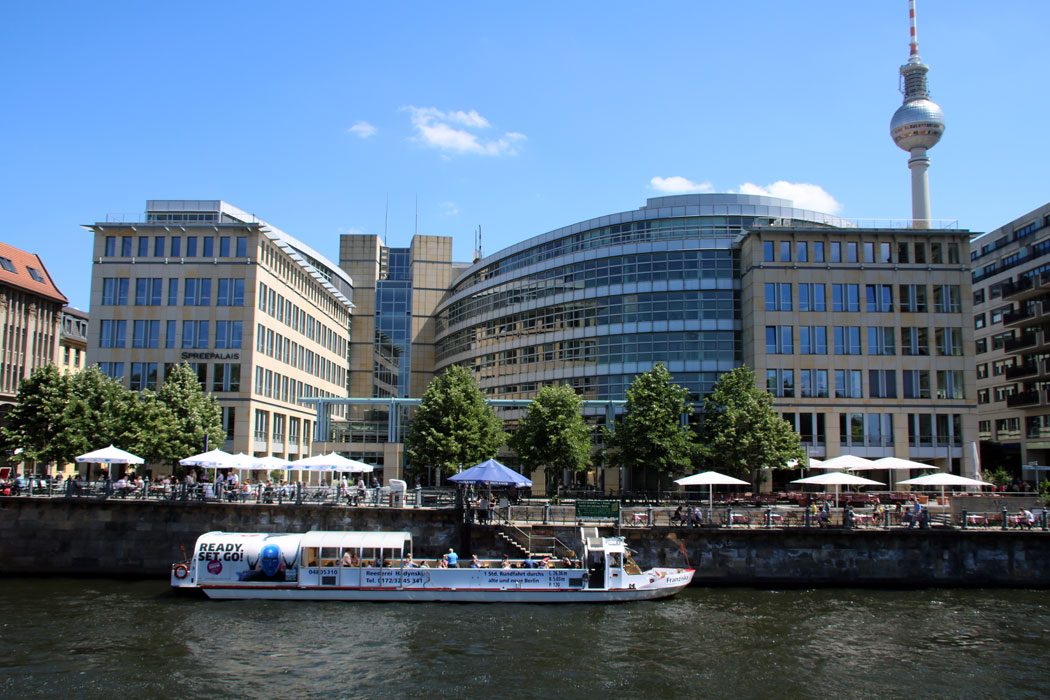 Bürogebäude Spreepalais an der Spree